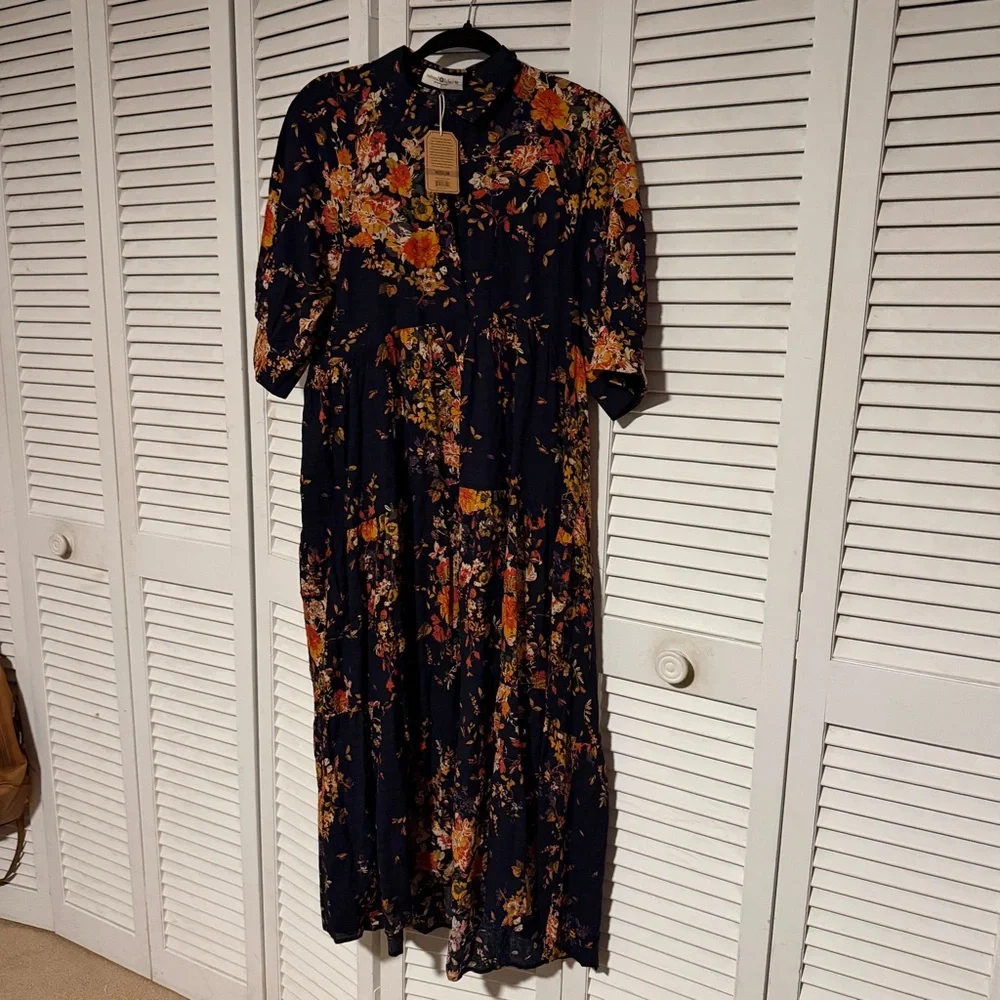 NWT beautiful midi length black flowered button down with short sleeves - Picture 1 of 2
